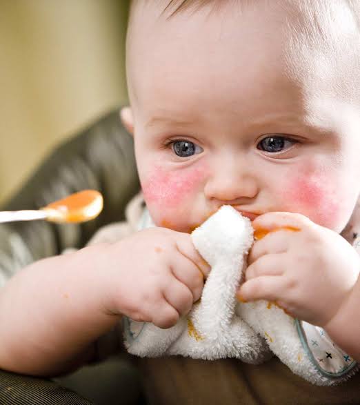 Bebekte Soya Alerjisi: Nedenleri, Belirtileri Ve Tedavisi